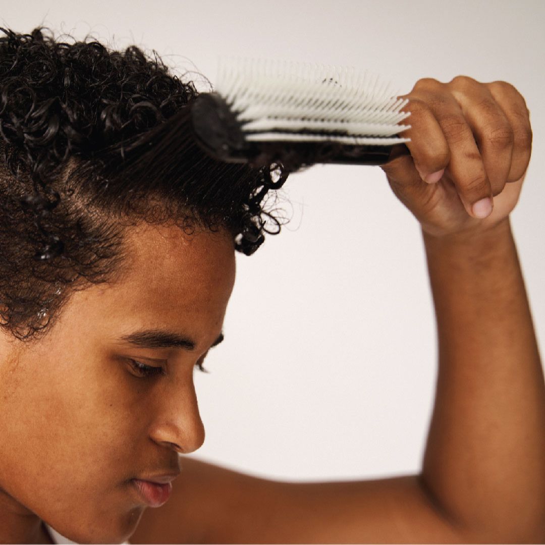 Curlssential Curl Defining Brush